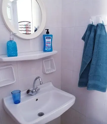 Yacht Front - No 4 아파트 이오스 코라